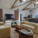 Appartement Loft Lumineux Avec Cuisine Equipee Et Circuits Truffes - Centre-ville - Fr-1-653-248 Jarnac