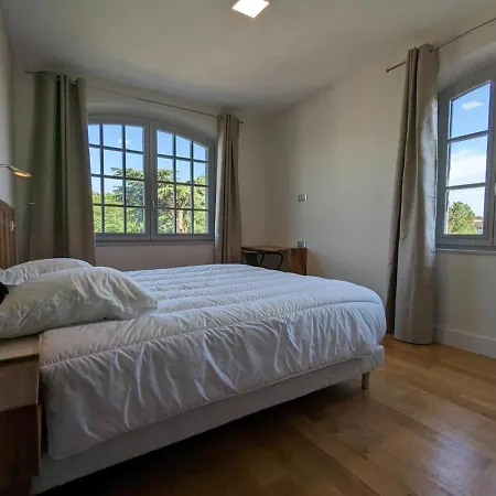 Appartement Loft Lumineux Avec Cuisine Equipee Et Circuits Truffes - Centre-ville - Fr-1-653-248 *